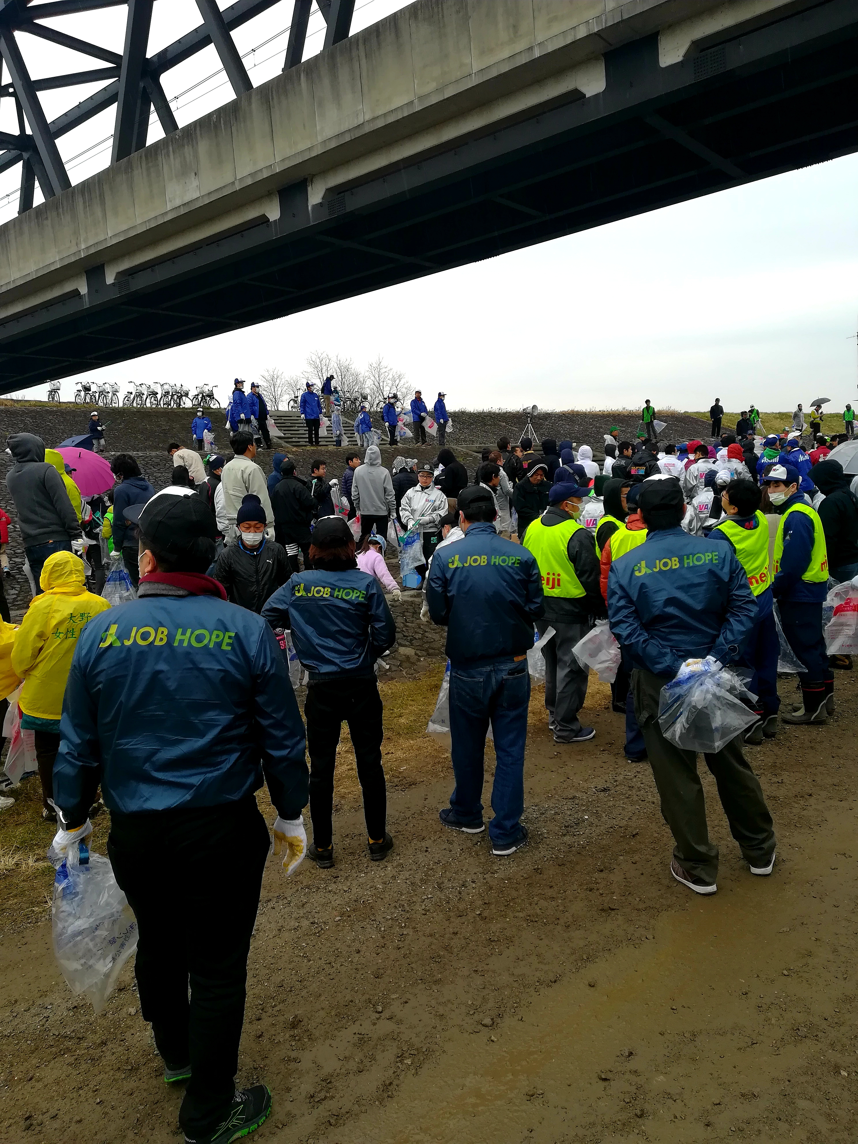 利根川河川敷クリーン作戦に参加しました