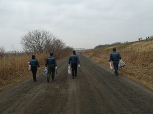 IMG 20190303 094426 300x225 - 利根川河川敷クリーン作戦に参加しました